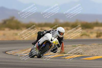 media/Jan-15-2023-SoCal Trackdays (Sun) [[c1237a034a]]/Turn 15 (1pm)/